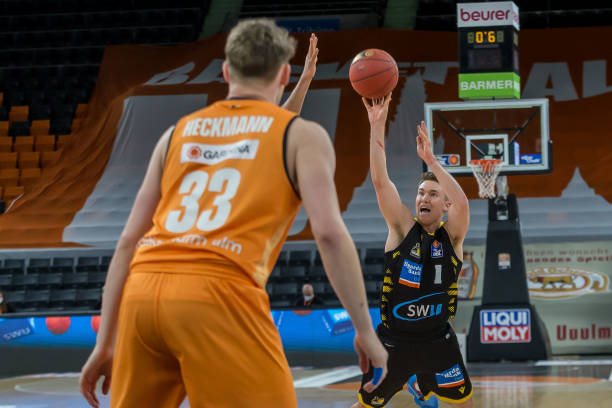 行一番探讨 行一番探讨