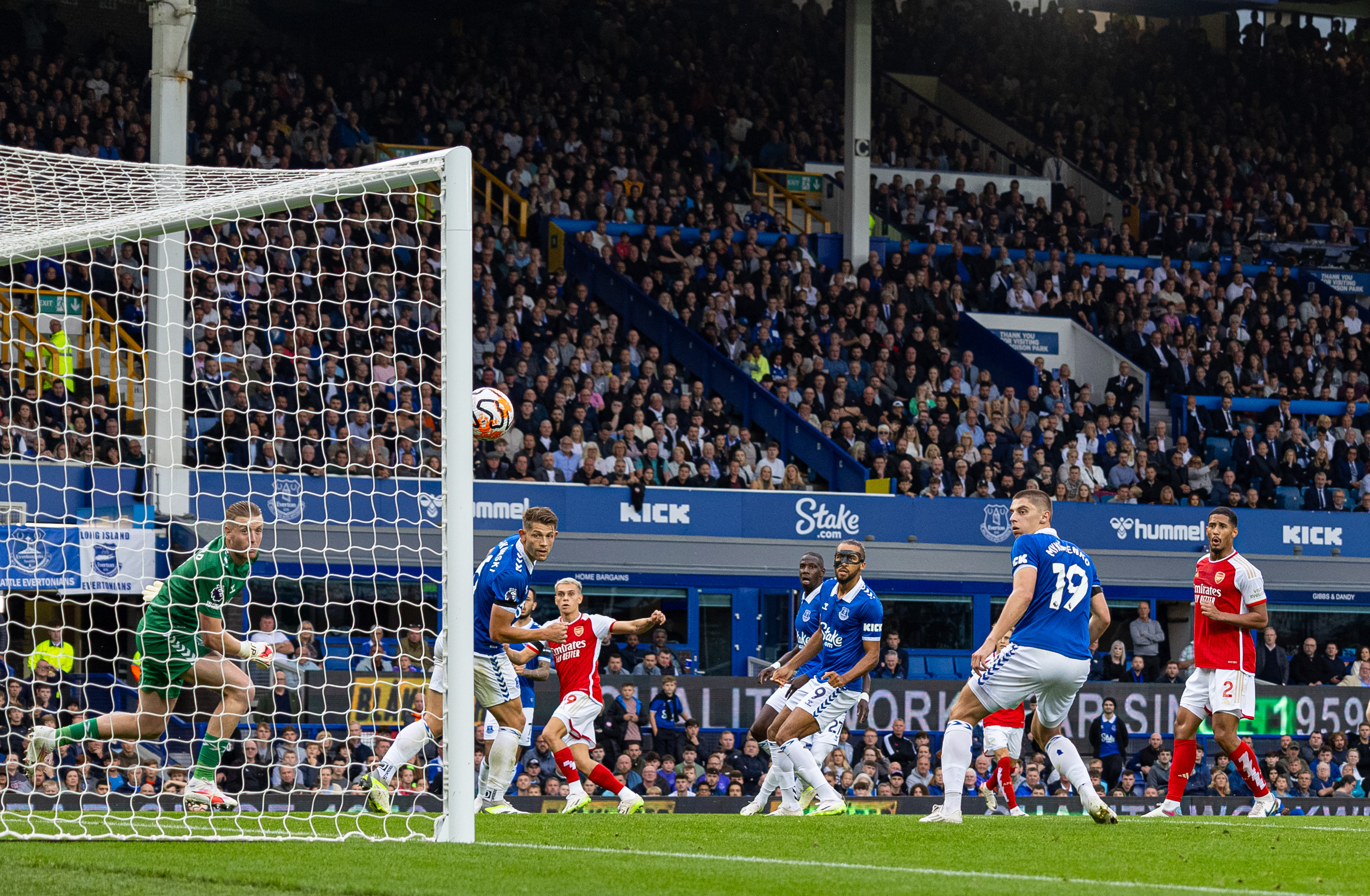 锋线成关键 锋线成关键