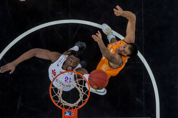 媒体上的一 媒体上的一