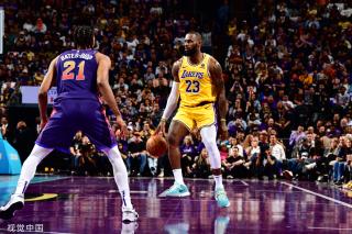 走向成悬念 走向成悬念